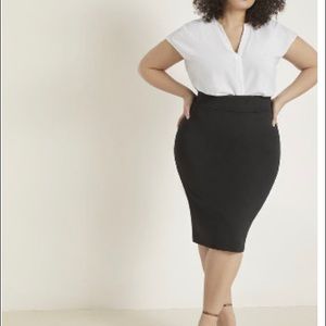 ELOQUII Black Neoprene Pencil Skirt Size 24